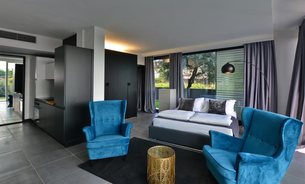 Extra Urbano - Lago Di Garda - Adults Only Понти-суль-Минчо Экстерьер фото