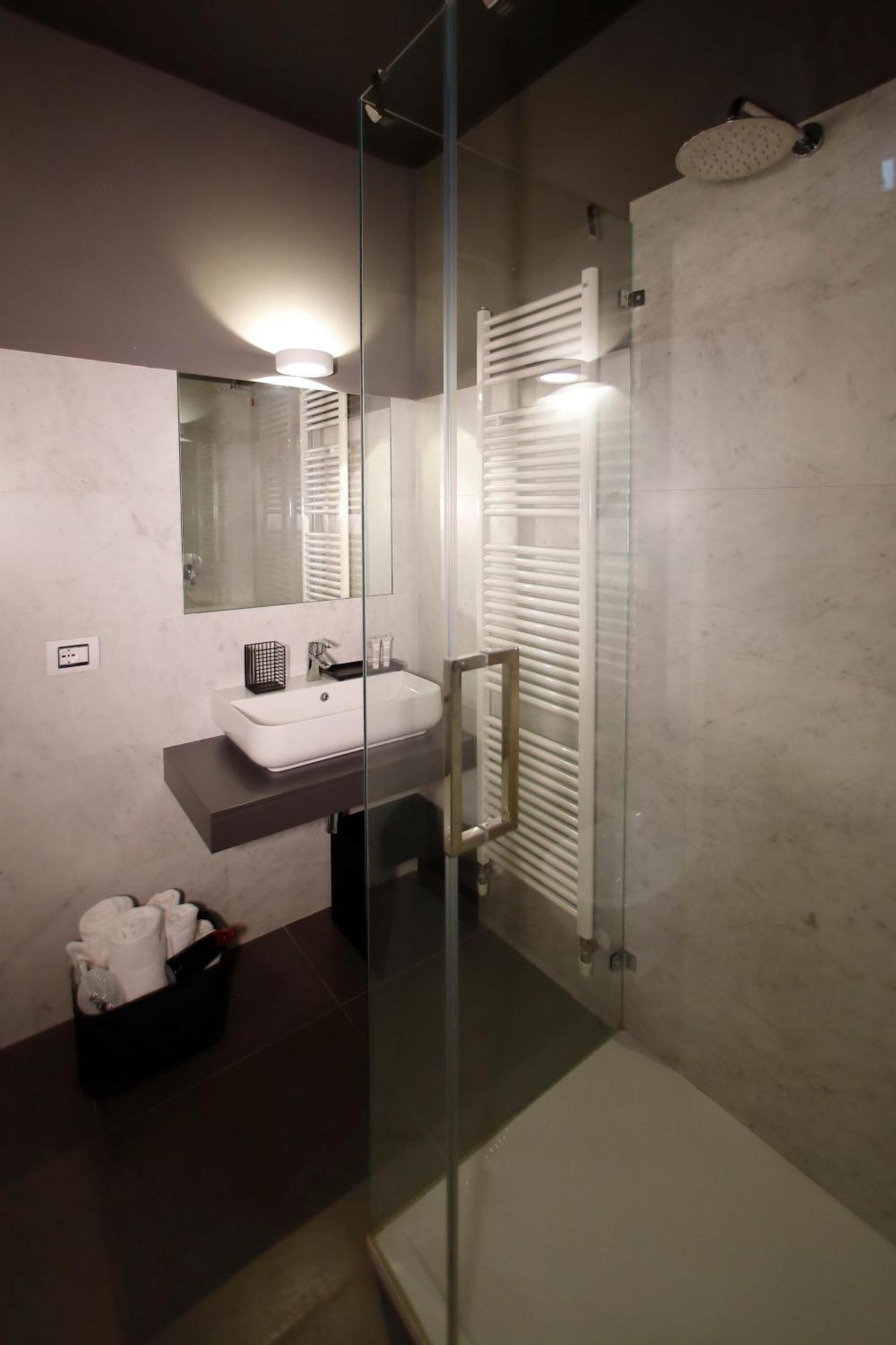 Extra Urbano - Lago Di Garda - Adults Only Понти-суль-Минчо Экстерьер фото